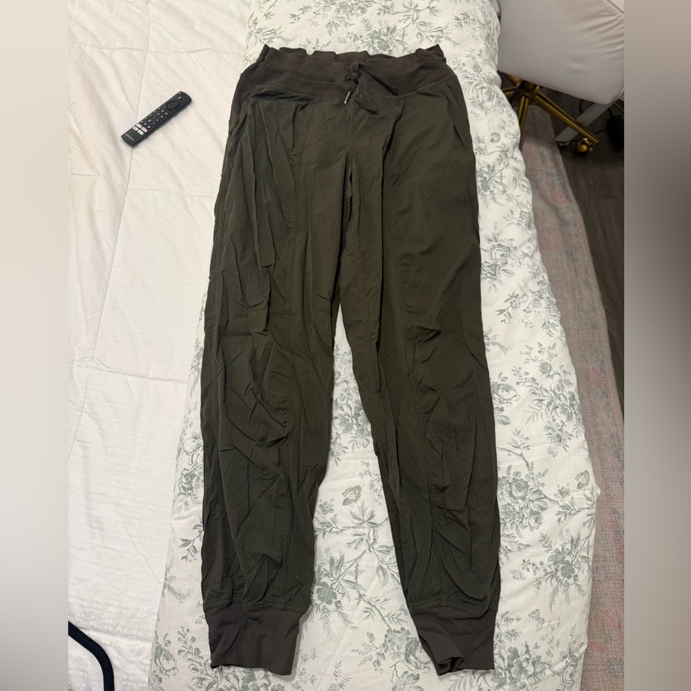 Lululemon Green Dance Studio Pants - Picture 2 of 3
